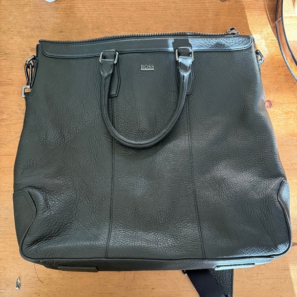 BOSS by Hugo Boss - Picture 1 of 3